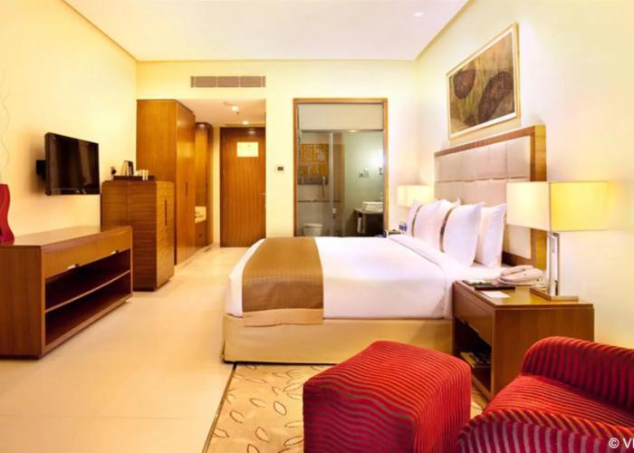 Holiday Inn Cochin, an IHG Hotel