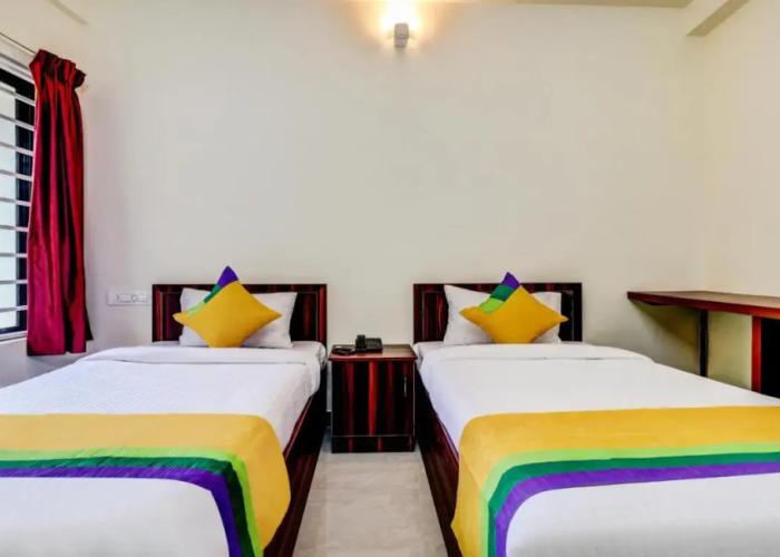 Itsy Hotels Rain Tulsi Stayz, Palarivattom Junction