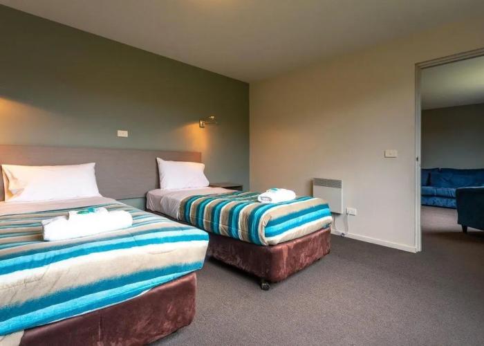 Kingston Hotel