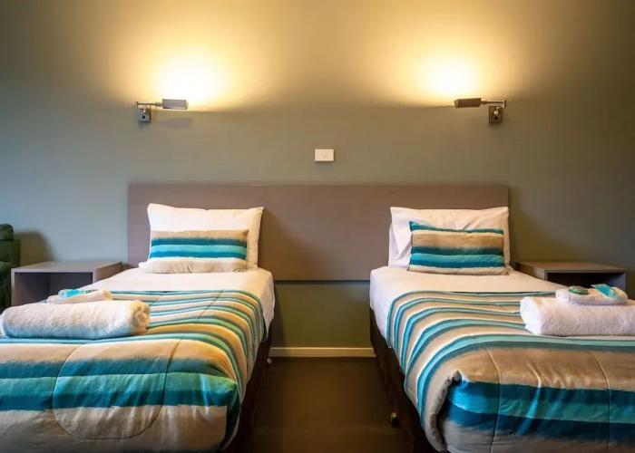 Kingston Hotel