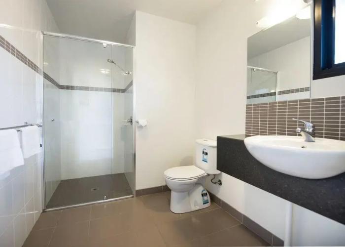 Kingston Hotel