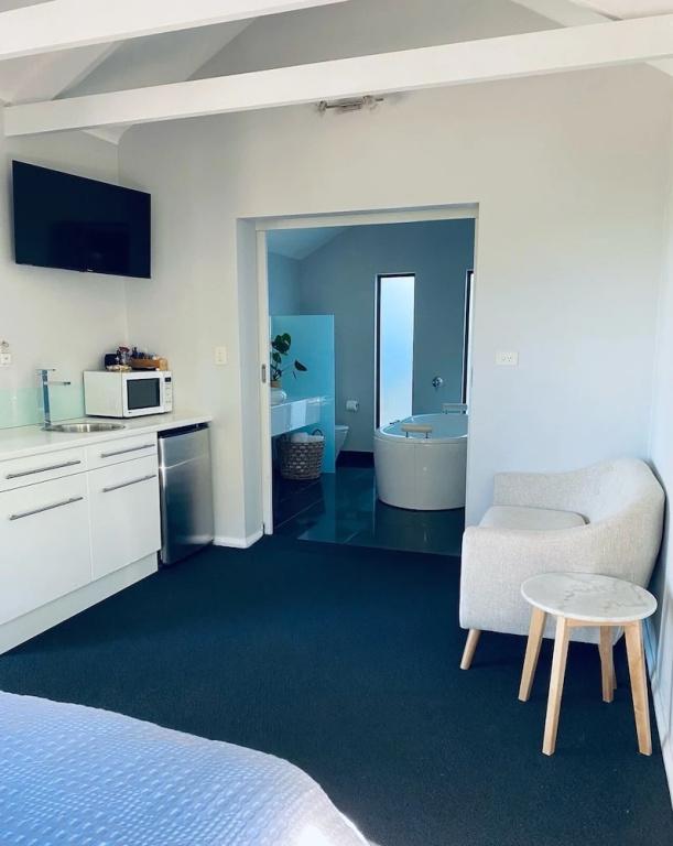 фото Hideaway Studio Accommodation