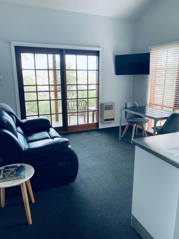 фото Hideaway Studio Accommodation