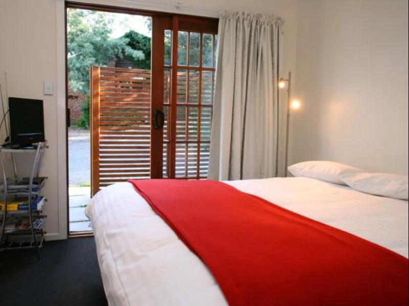 фото Hideaway Studio Accommodation