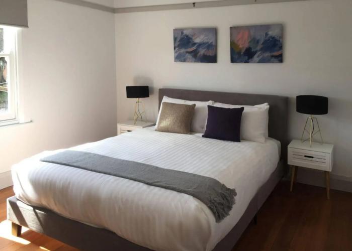 Kangaroo Bay Apartments