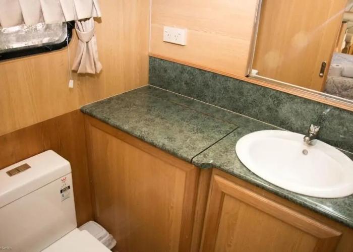 Longford Riverside Caravan Park