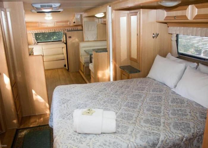 Longford Riverside Caravan Park