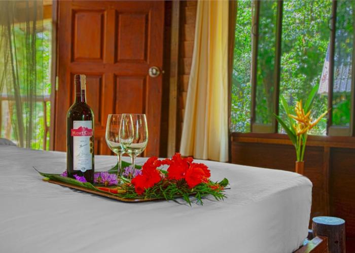 Khao Sok Riverside Cottage