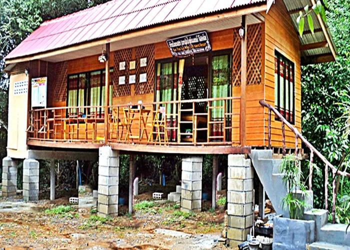 Khao Sok Island Resort and Spa