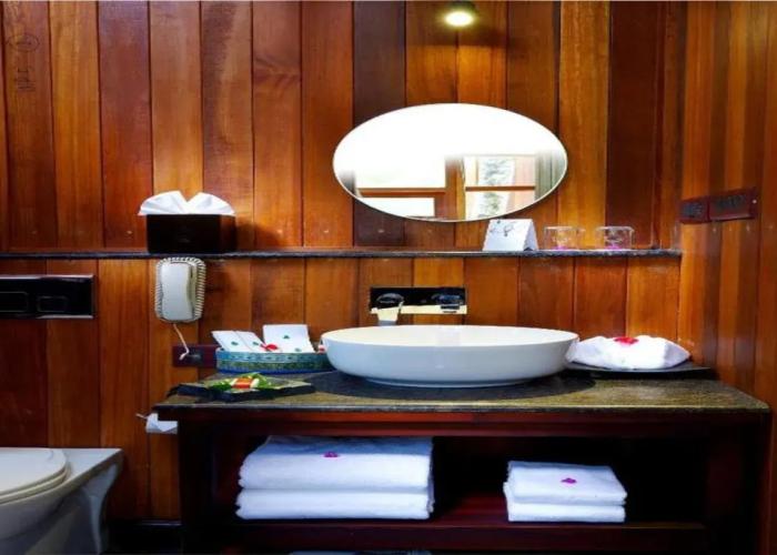 Niraamaya Cardamom Club
