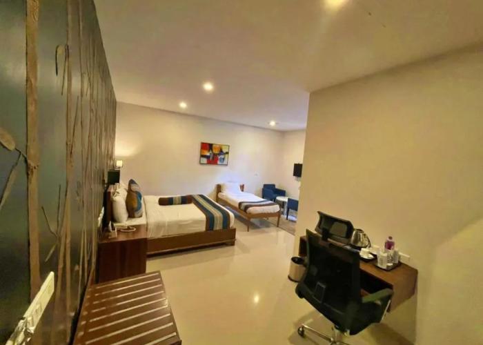 Adrak Summer Sand Hill Resort Vagamon