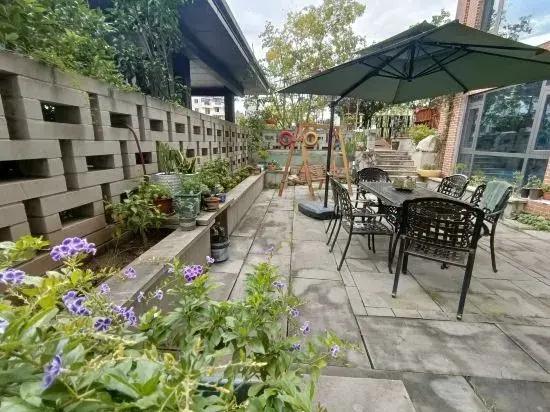 Aiyi Hostel