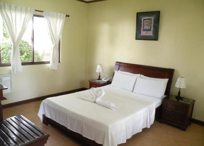 Ogtong Cave Resort
