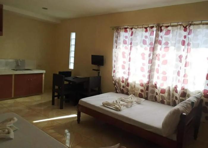 N & F Guest House