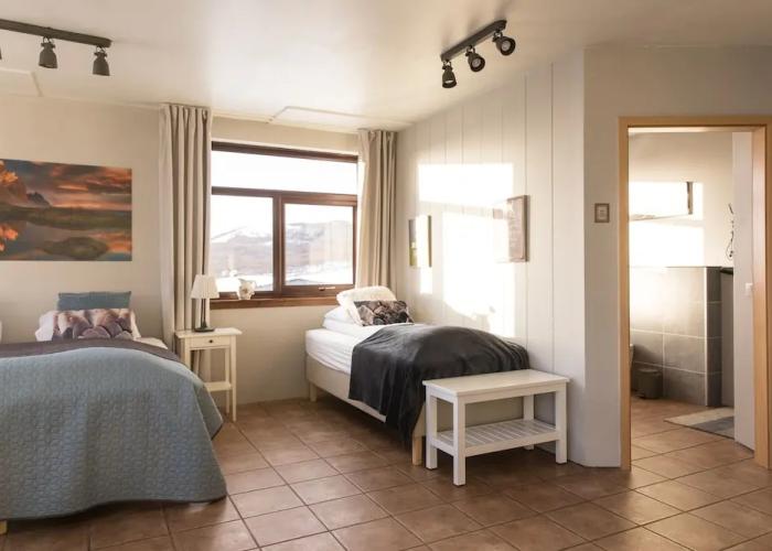 Farmhotel Efstidalur