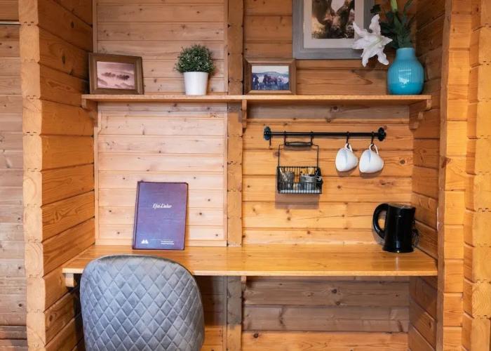 Farmhotel Efstidalur