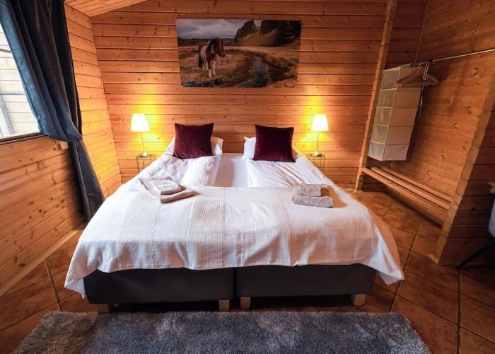 Farmhotel Efstidalur