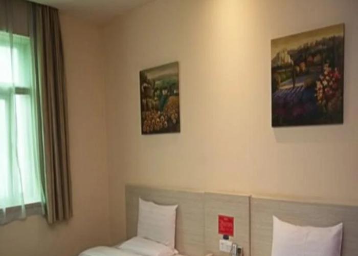 Hanting Hotel Meishan Chibi Middle Road