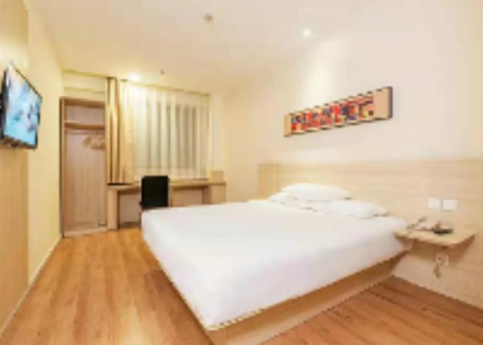 Hanting Hotel Meishan Chibi Middle Road