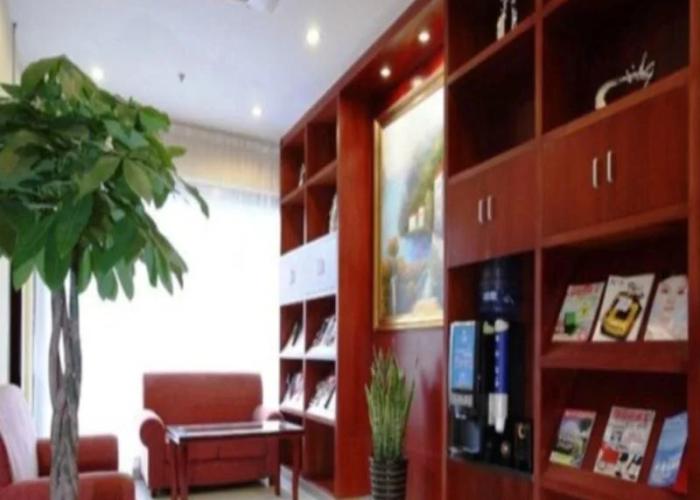 Hanting Hotel Meishan Chibi Middle Road