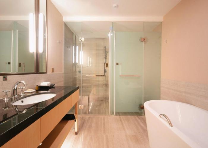 InterContinental Heilong Lake by IHG