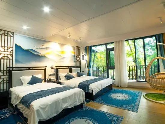Hongya Liujiang Ancient Town Alsophila spinulosa B&B
