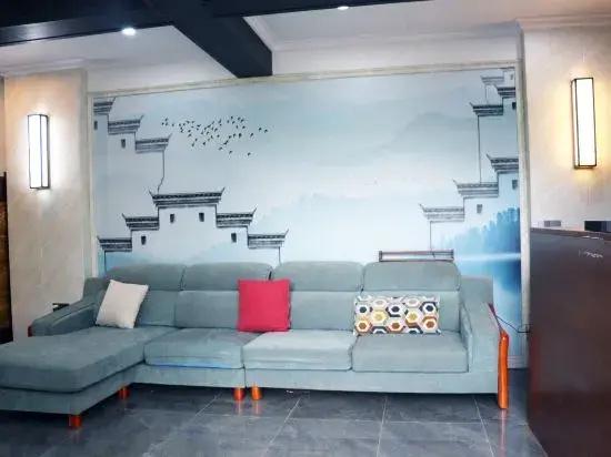 Hongya Liujiang Ancient Town Alsophila spinulosa B&B