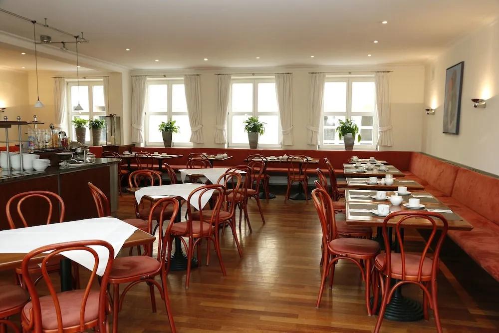 фото Hotel Alte Post