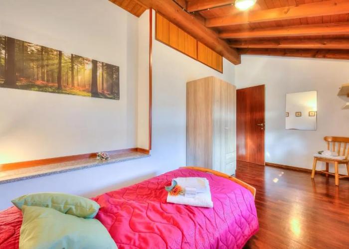 Cedar House Villa Few Minutes From Lake