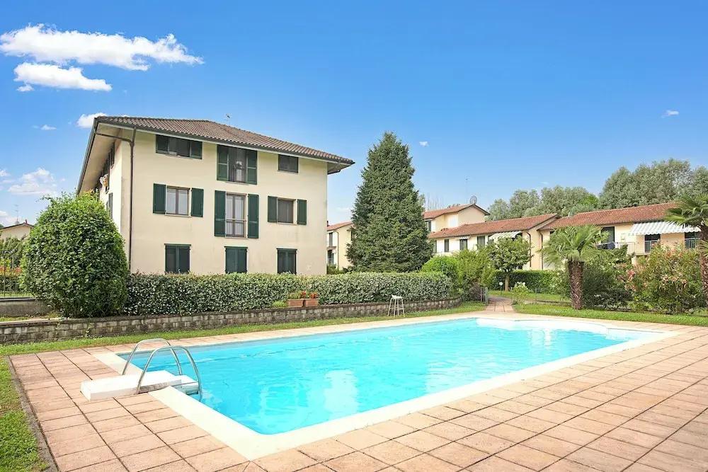 фото Angera Relax & Pool