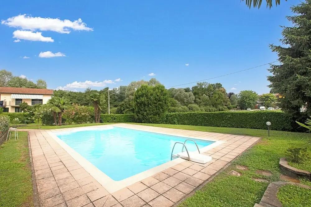 фото Angera Relax & Pool