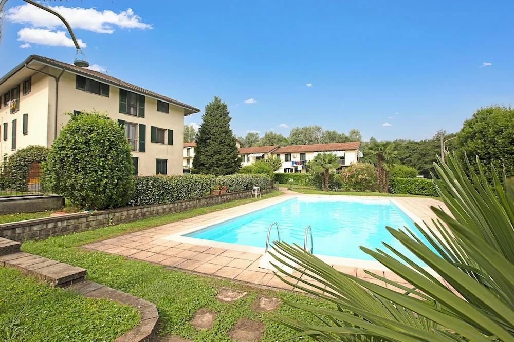 фото Angera Relax & Pool