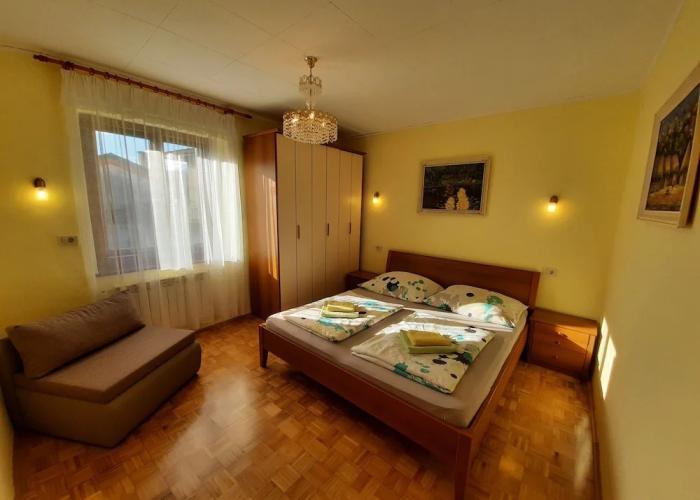 Apartment Zonir with sauna