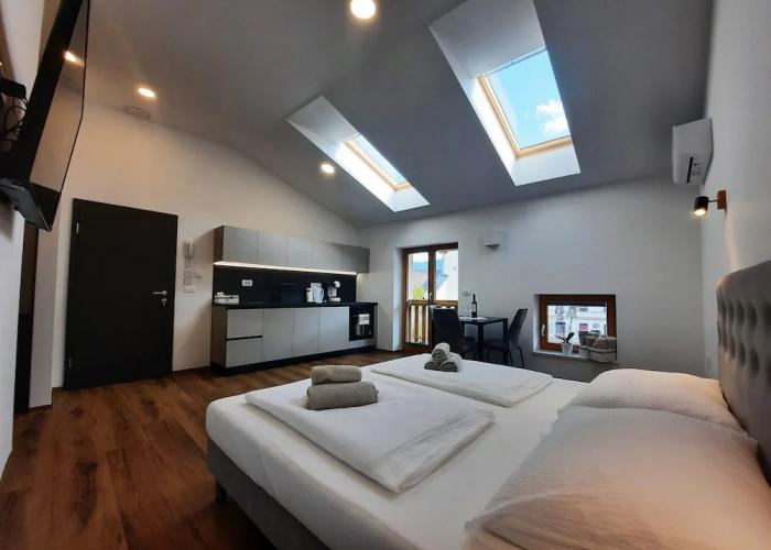Apartments Hlapi with SPA