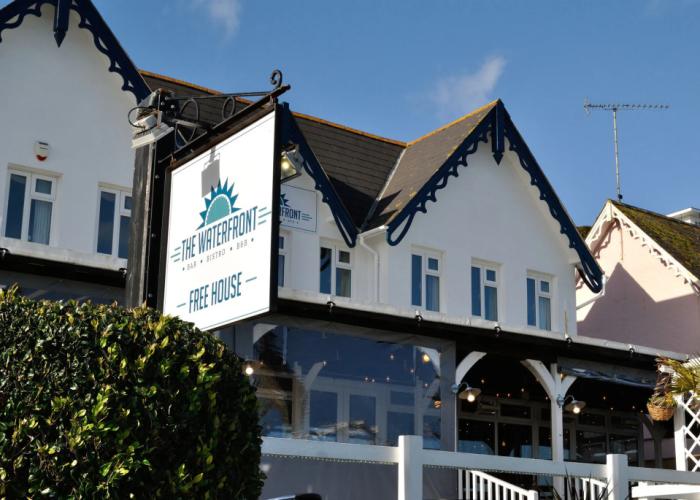 The Waterfront Inn
