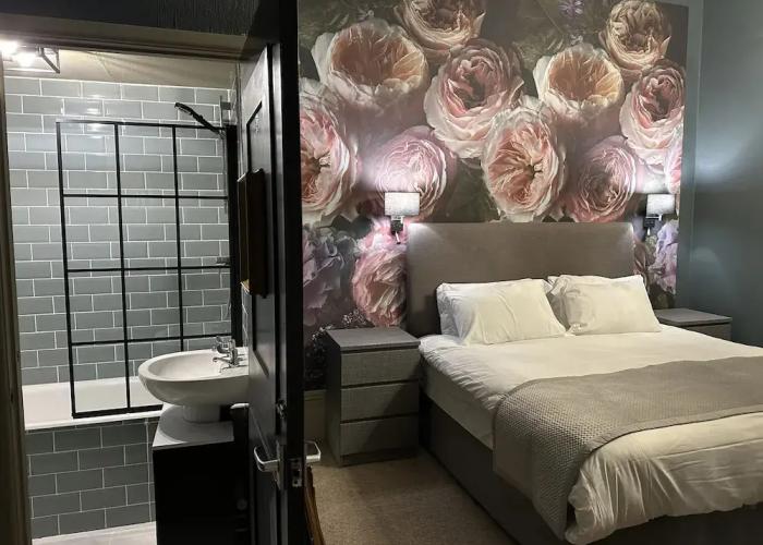 The Q Hotel