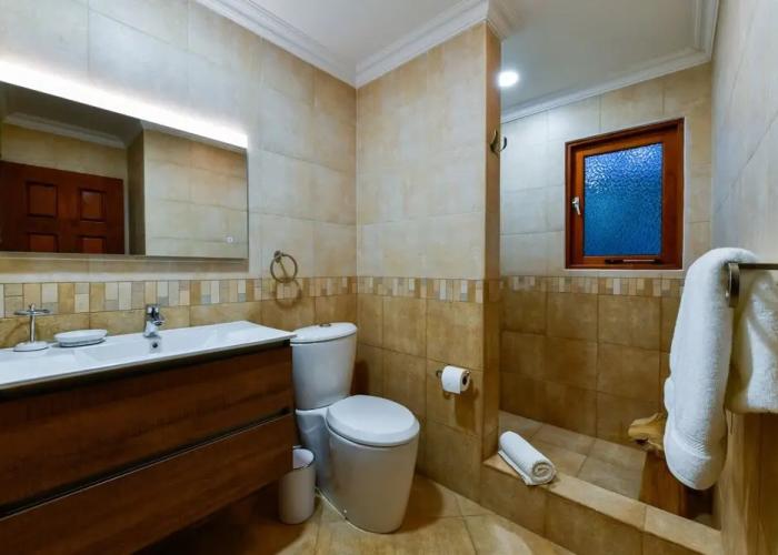 New! Ocean View With Rooftop Terrace in Malmok!