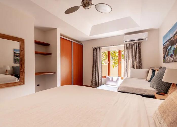 New! Ocean View With Rooftop Terrace in Malmok!