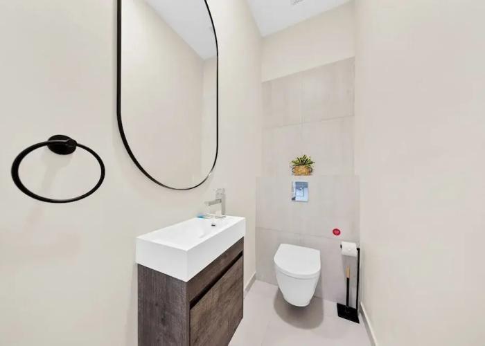 Catalina Residence Apt 3 - L.g. Smith Boulevard 546-j
