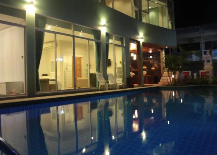 Saranya River House