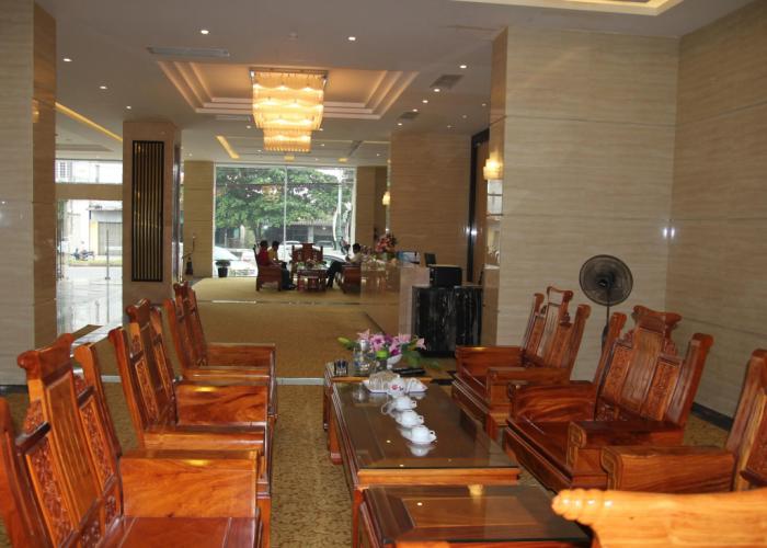 Golden Hotel