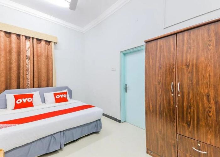 Super OYO 110 Ras Al Hadd Guest House