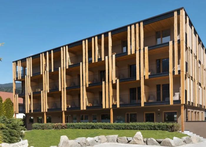 Christof Hotel