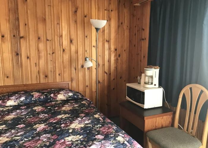 Glacier View Inn