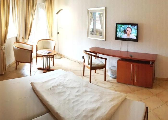 Hostellerie Bacher GmbH