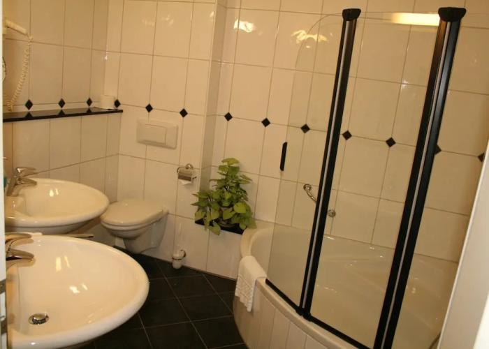 Hostellerie Bacher GmbH