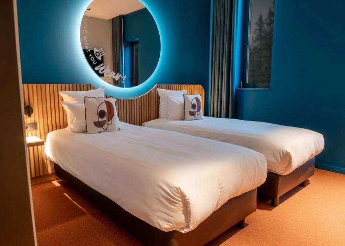 Mah Hotel