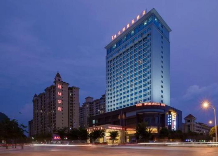 Vienna International Hotel (Daxin Detian Square)