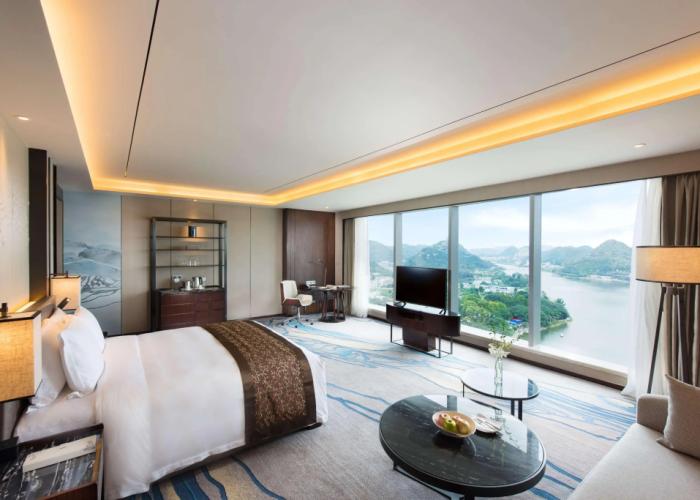 DoubleTree by Hilton Hotel Anshun
