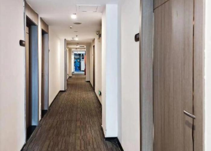 Anshun Qianbai Premium Hotel (Municipal Government Anshun Ancient City Branch)
